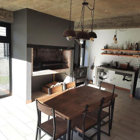 Casa De Invitados Con Parrilla Y Horno A Lena 우수아이아 외부 사진